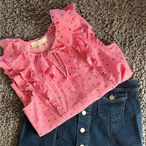 Loft size small flutter sleeve shirt. Pink. Excellent condition.
